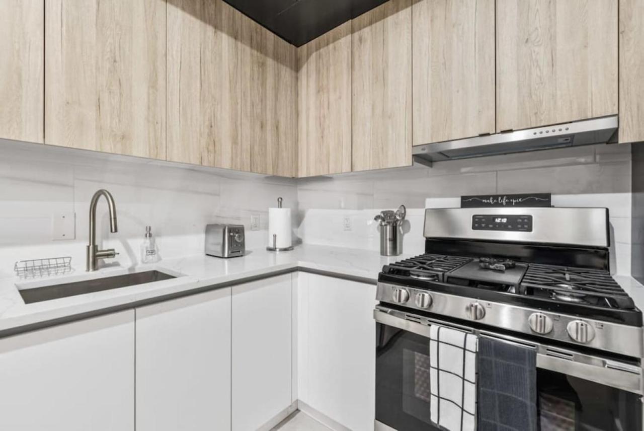 Top Notch 2Br Suite Minutes To Central Park New York Buitenkant foto